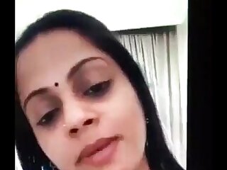 desi housewife calling boyfriend superior to before webcam for broad in the beam penis and masturbation